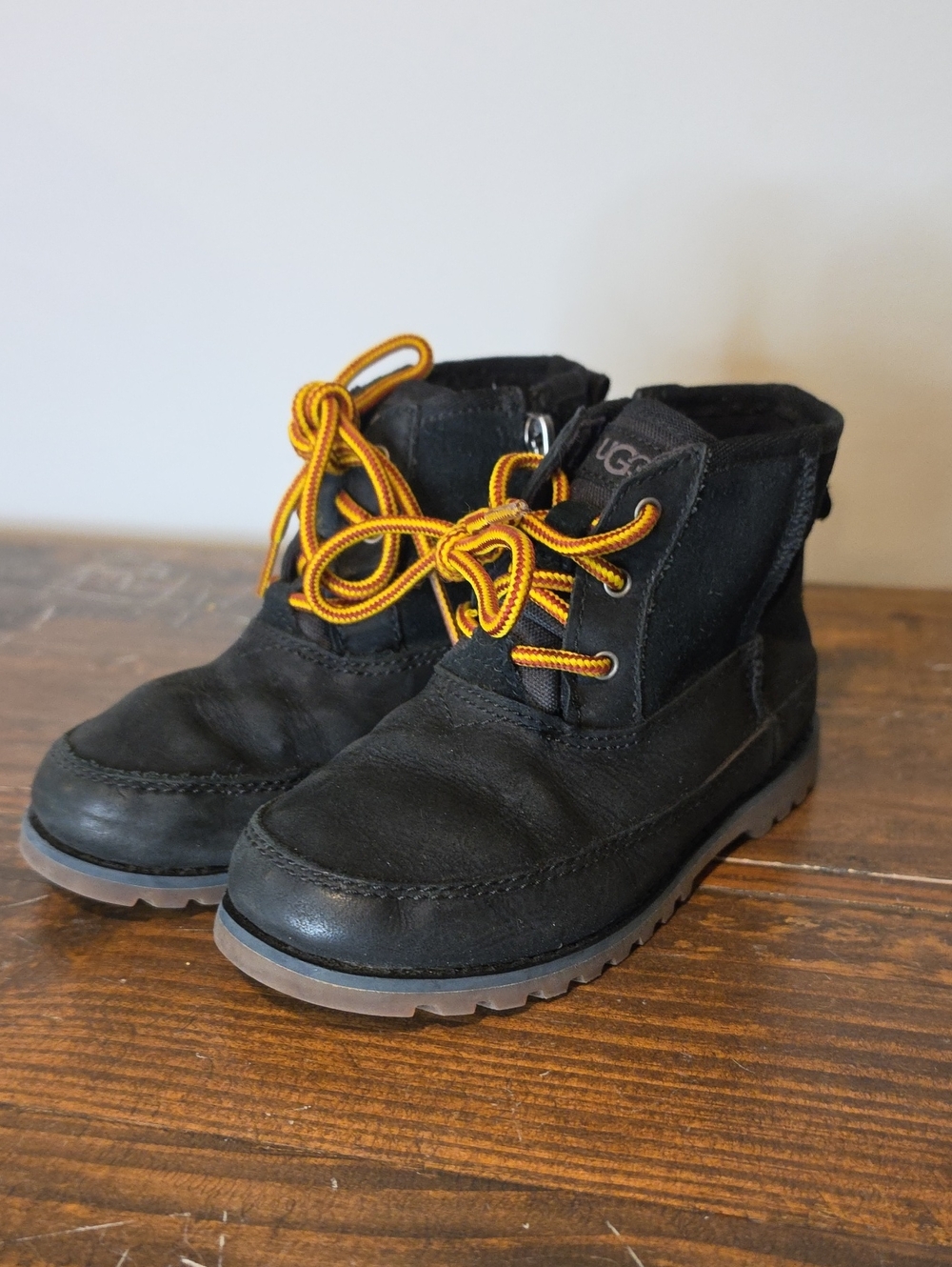 UGG Bradley Boot Kids Black Suede Boots with Yellow-Orange Laces US 10